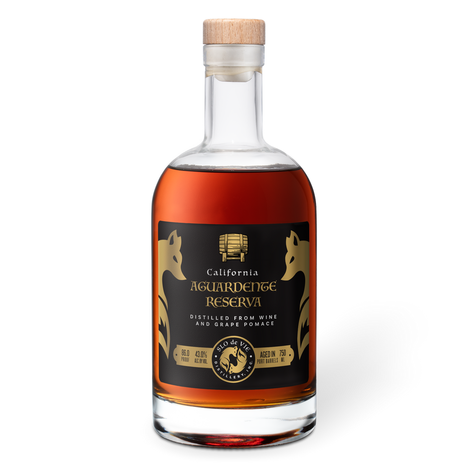 Bottle of Aquardente Reserva on a white background